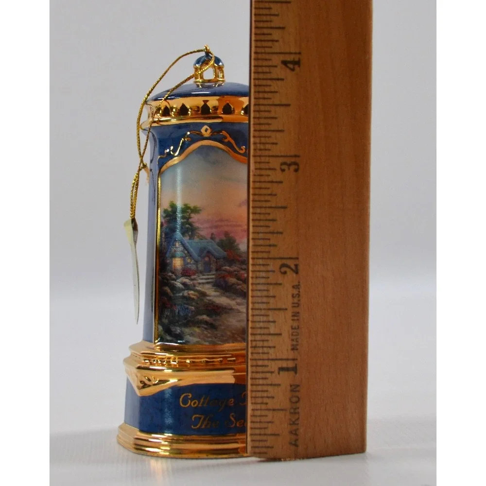 Thomas Kinkade COTTAGE BY THE SEA Seaside Reflections Heirloom Classic Ornament